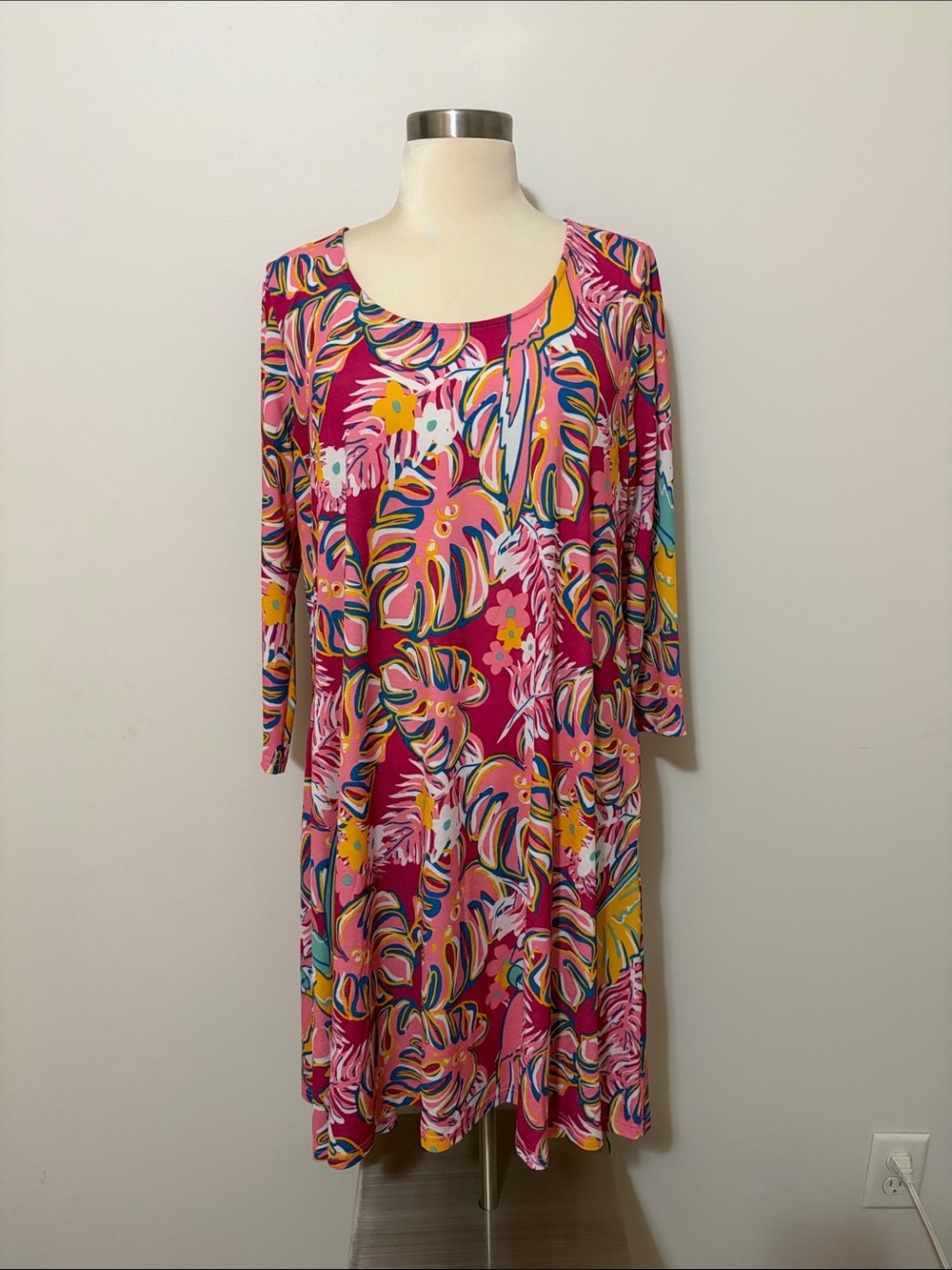 Simply Southern Hot Pink Tropical Leaf Swing Dress Sz M Resort/Vacation